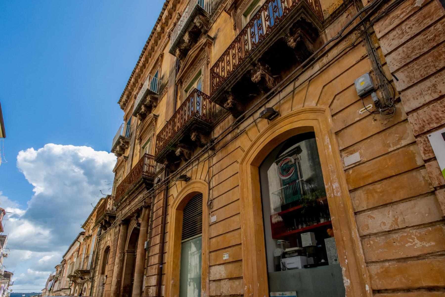 Apartment Palazzo D'arte - Luxury - Centro Ragusa
